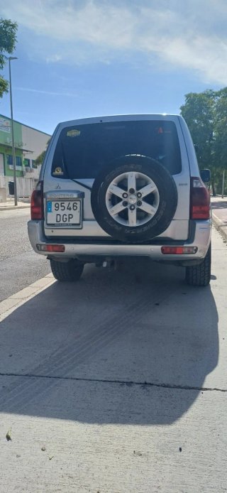 Mitsubishi Montero 2005