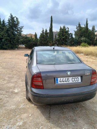Skoda Superb 2002