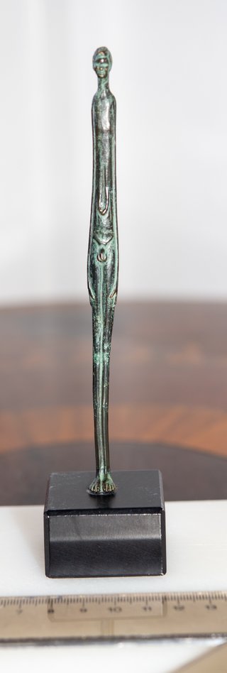 Réplica Escultura Etrusca "Ombra della sera"