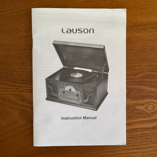 tocadiscos retro de madera con radio y reproductor