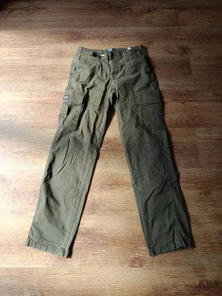 Pantalones vaqueros y cargo varios colores