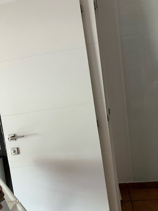 Puerta de salón con cristal i puerta corredera
