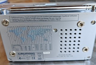 Radio portatil multibanda Grundig Yacht Boy 50
