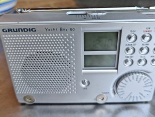 Radio portatil multibanda Grundig Yacht Boy 50
