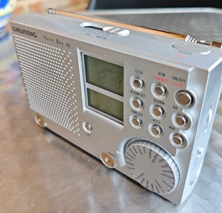 Radio portatil multibanda Grundig Yacht Boy 50