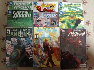 Se vende lote Marvel + DC de Panini Comics