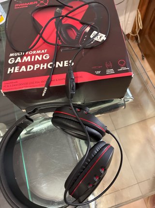 Auriculares Gaming Negros y Rojos