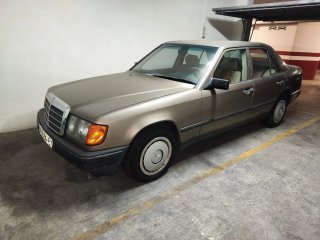 Mercedes-Benz 230 1987