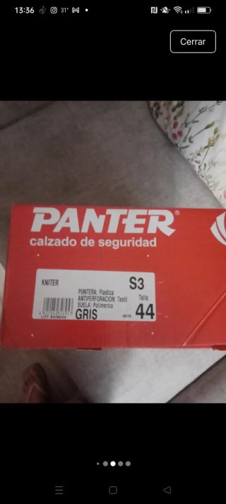 Zapatos de seguridad negros y grises