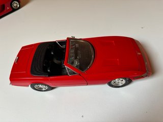 Maqueta Ferrari 365 GTS/4 Daytona Spider