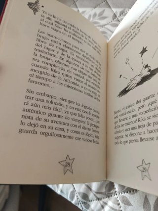 Kika Superbruja en el castillo de Drácula