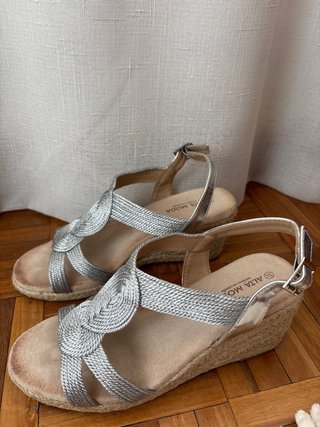 Sandalias cuña ALTA MODA plateadas talla 38