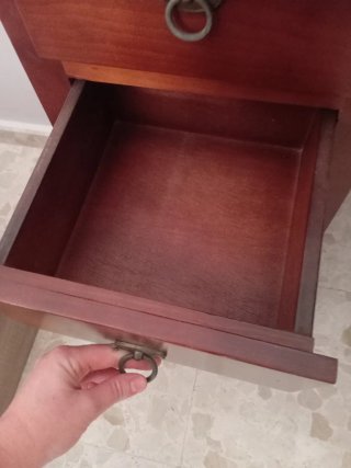 Dormitorio completo de madera maciza
