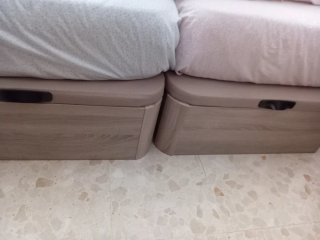 Dormitorio completo de madera maciza