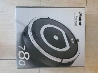 Robot Aspirador iRobot Roomba 780 con 2 faros