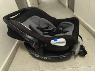 Maxicosi y soporte para el coche