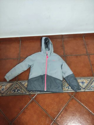 Abrigo de nieve, talla 10 años 133-142 cm