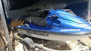Moto de agua Yamaha XL760 WaveRunner azul