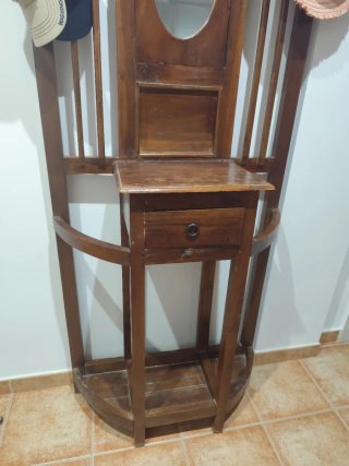 Mueble de entrada con espejo y cajón
