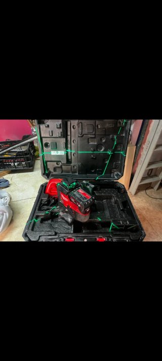 Láser Milwaukee M12