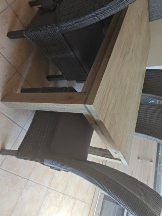 Mesa maciza de madera y 8 sillas salón rústico