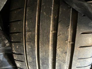 Michelin Pilot Sport 4 235/40 R18 95Y