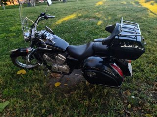 Moto honda shadow JC 29