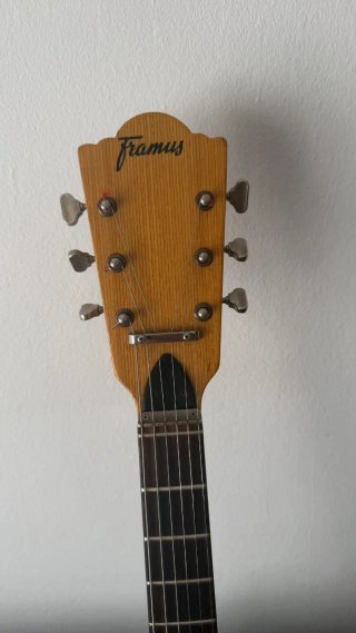 Guitarra RECOPILACIÓN Vintage Framus Atlantik 4