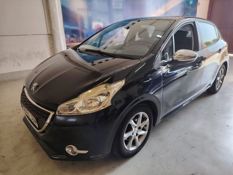 Peugeot 208 1.6e-HDi Allure 5p 2015