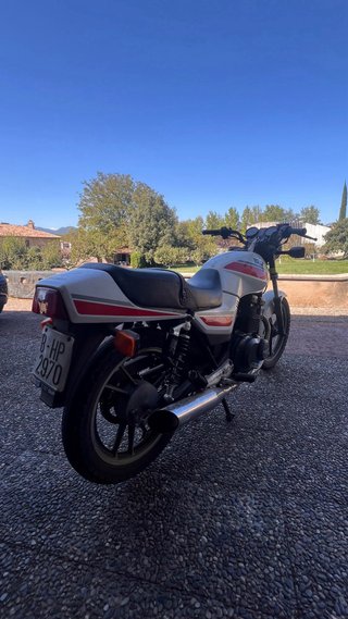 Suzuki GSX 400 E - Moto Clásica