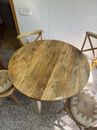 Mesa redonda madera + 4 sillas El Corte Inglés