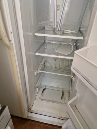 Frigorífico blanco tipo americano, funciona