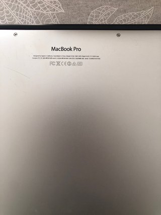 MacBook Pro A1502 Plata roto (para piezas)