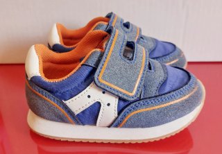 Lote 3 Pares de Zapatillas Tallas 21 y 22