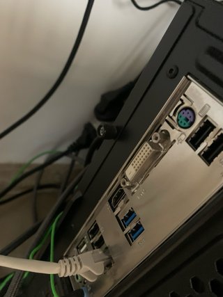 Ordenador de mesa MSI,