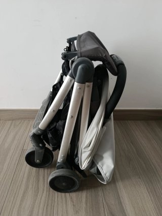 Silla de paseo Hauck Swift Plus gris