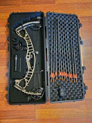 Arco Hoyt VTM 31 zurdo completo