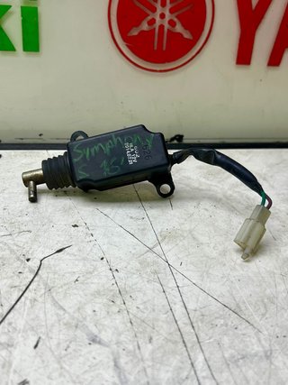 Mecanismo de apertura asiento Sym Symphony 125
