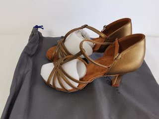 Zapatos de baile mujer dorados