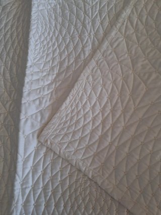 Copriletto trapuntato singolo bianco