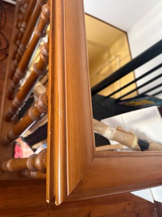 Barandilla de madera clásica para escalera