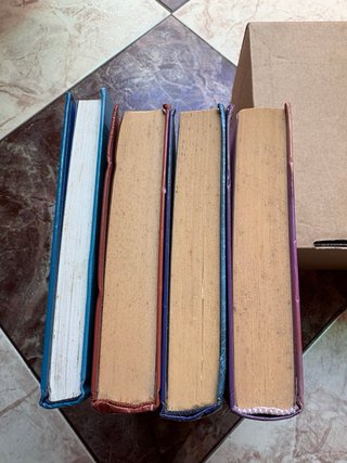 Lote 4 Libros Las Crónicas de Narnia (Tapa dura)