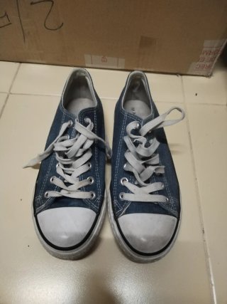 Tenis Azul y Blanco