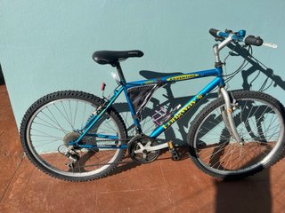 Bicicleta de Montaña Adventure 26 21V