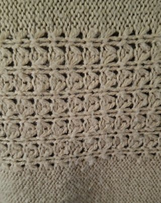 Jersey beige manga al codo mariposa. Sfera
