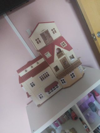 Casa Sylvanian Families con Muñecos y Accesorios