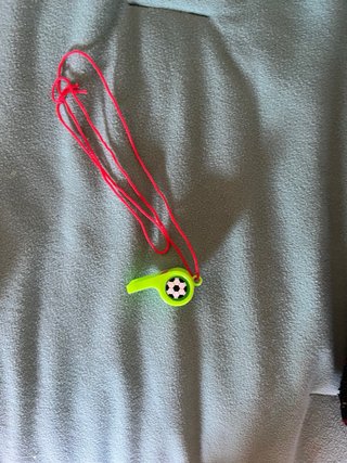 Fischietto collana calcio nuovo