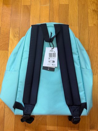 Mochila Eastpak azul nueva con etiquetas