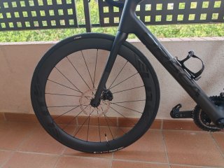 Orbea Orca M30 2025 - Ruedas de carbono 50mm - T57
