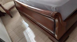 Dormitorio de Matrimonio Clásico en Madera
